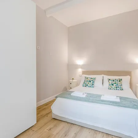 Viaemilia 2 Min Dal Centro, 4 Persone, Wifi, Aria Condizionata Appartement