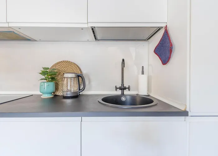 Daire Viaemilia 2 Min Dal Centro, 4 Persone, Wifi, Aria Condizionata