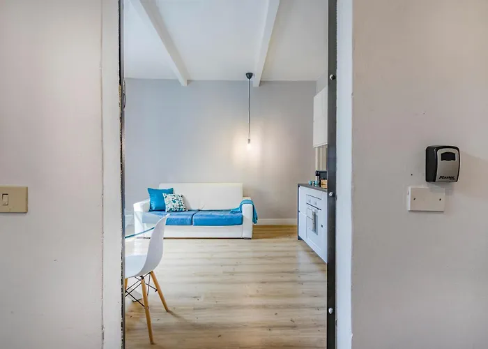 Daire Viaemilia 2 Min Dal Centro, 4 Persone, Wifi, Aria Condizionata *